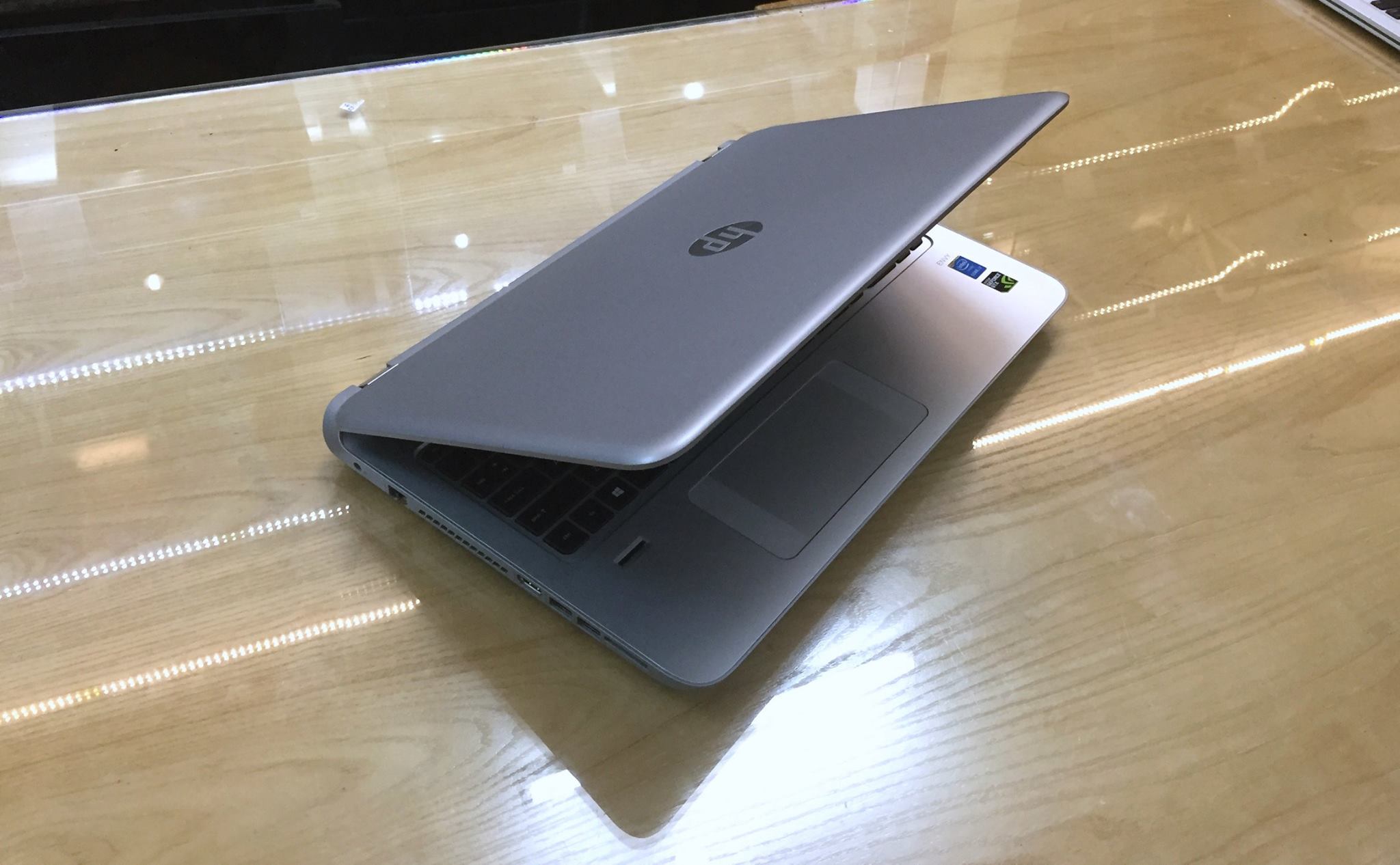 Laptop HP Envy15 K200 (K2T37AV)-9.jpg